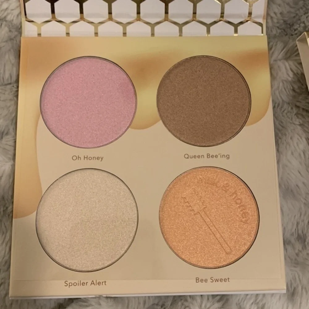 NEW Beauty Bakerie Milk and Honey Highlighting Palette